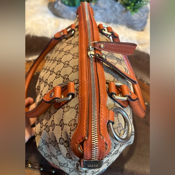 Gucci Sukey canvas shoulder bag - Picture 13 of 17